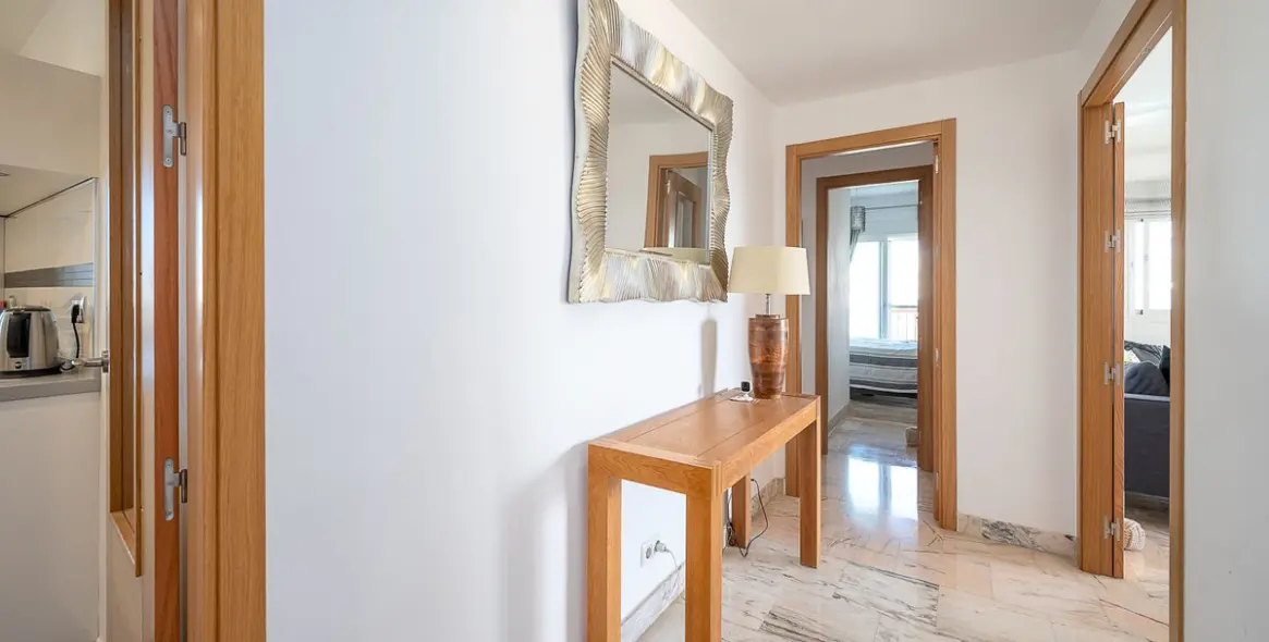 Sale of middle floor apartment in La Cala de Mijas 15