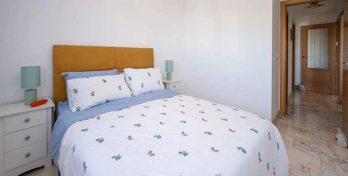 Sale of middle floor apartment in La Cala de Mijas 24