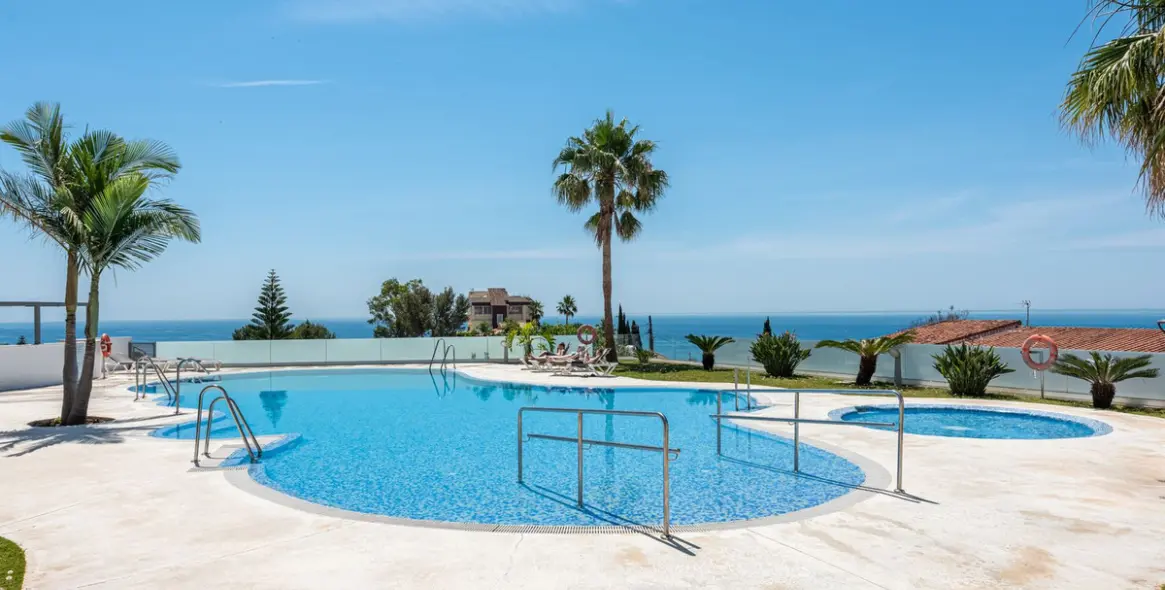 Sale of ground floor apartment in Fuengirola 26
