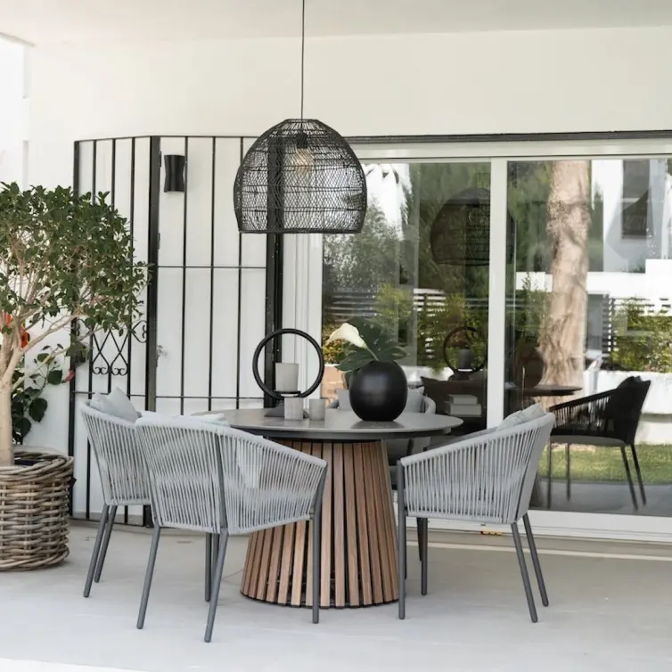 Sale of ground floor apartment in Nueva Andalucía