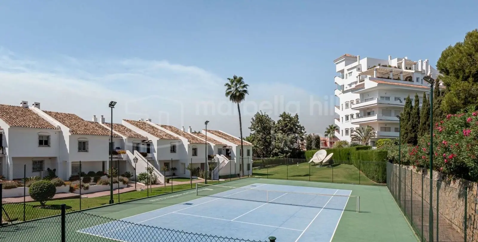 Venta de apartamento en planta baja en Nueva Andalucía 26