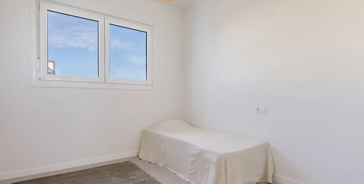 Sale of penthouse duplex in Bel Air 13