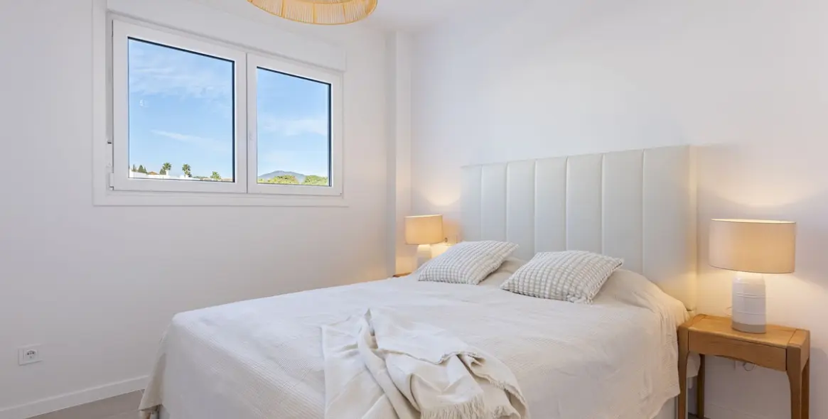 Sale of penthouse duplex in Bel Air 16