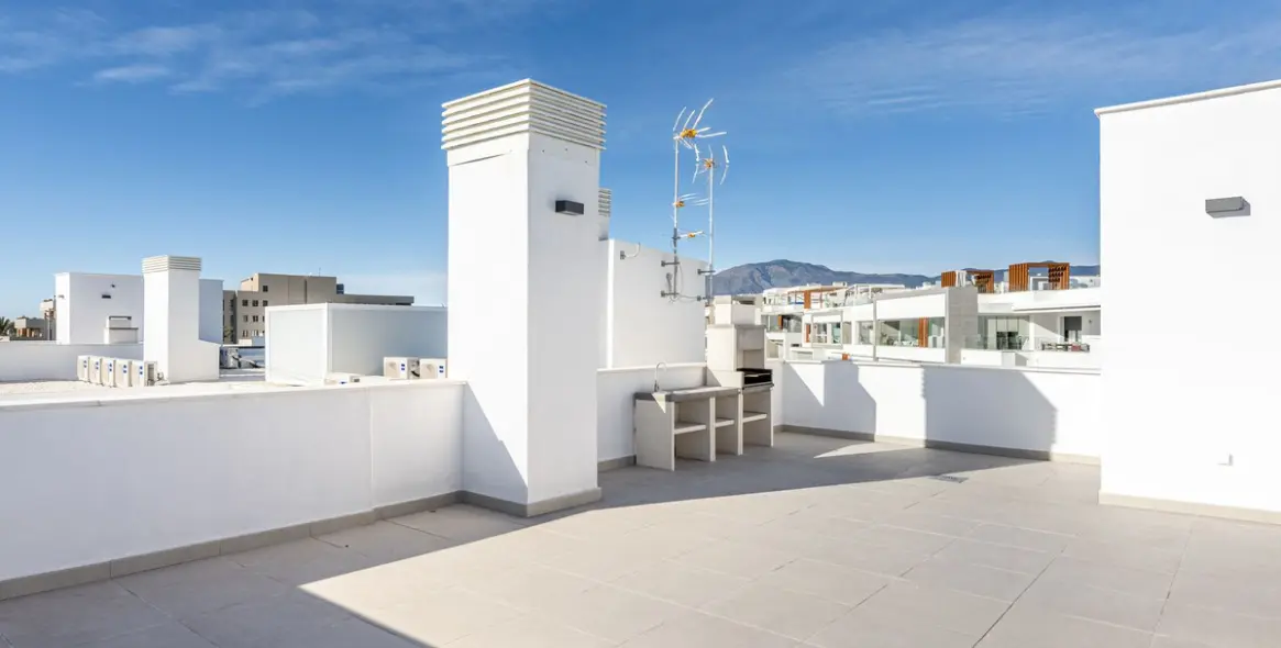 Sale of penthouse duplex in Bel Air 20