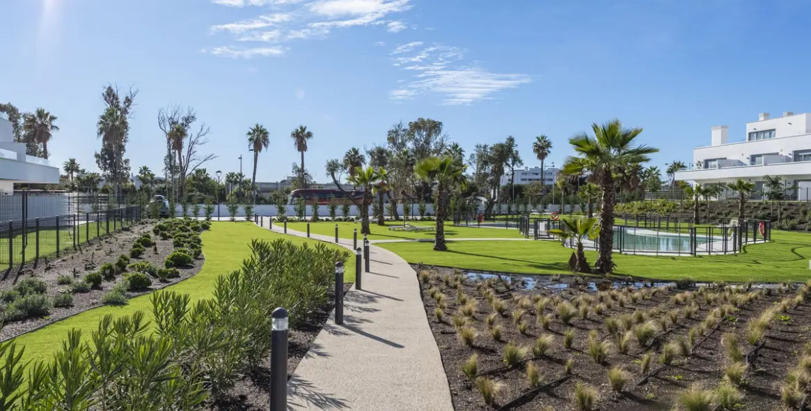 Sale of penthouse duplex in Bel Air 24