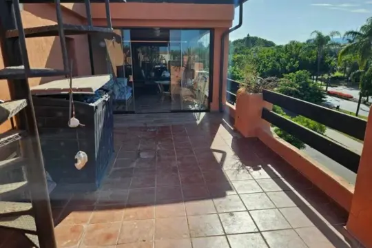 Image 4 thumb