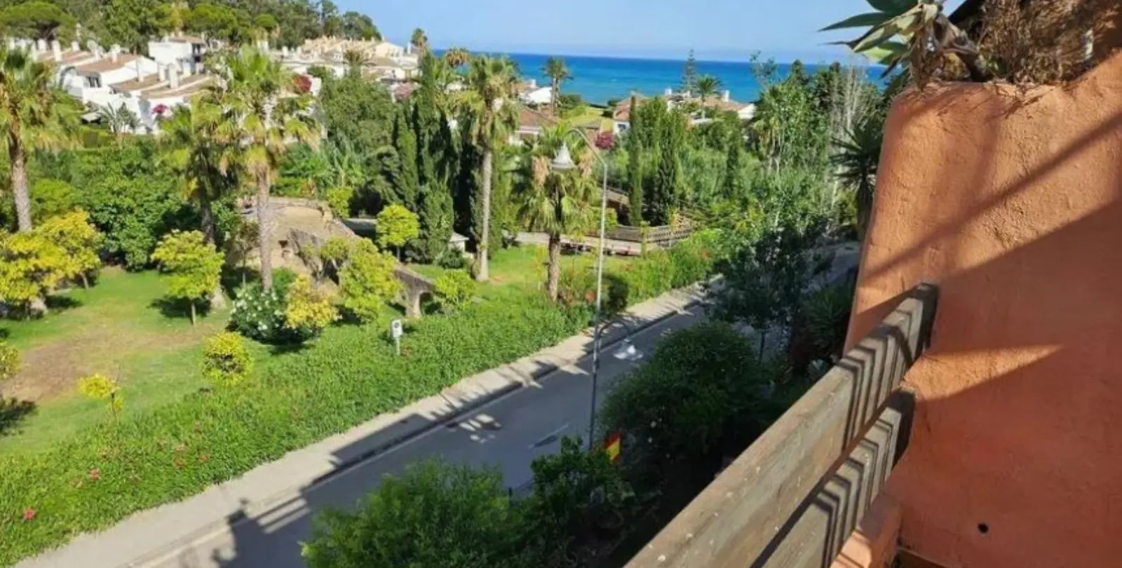 Venta de ático dúplex en Estepona 6