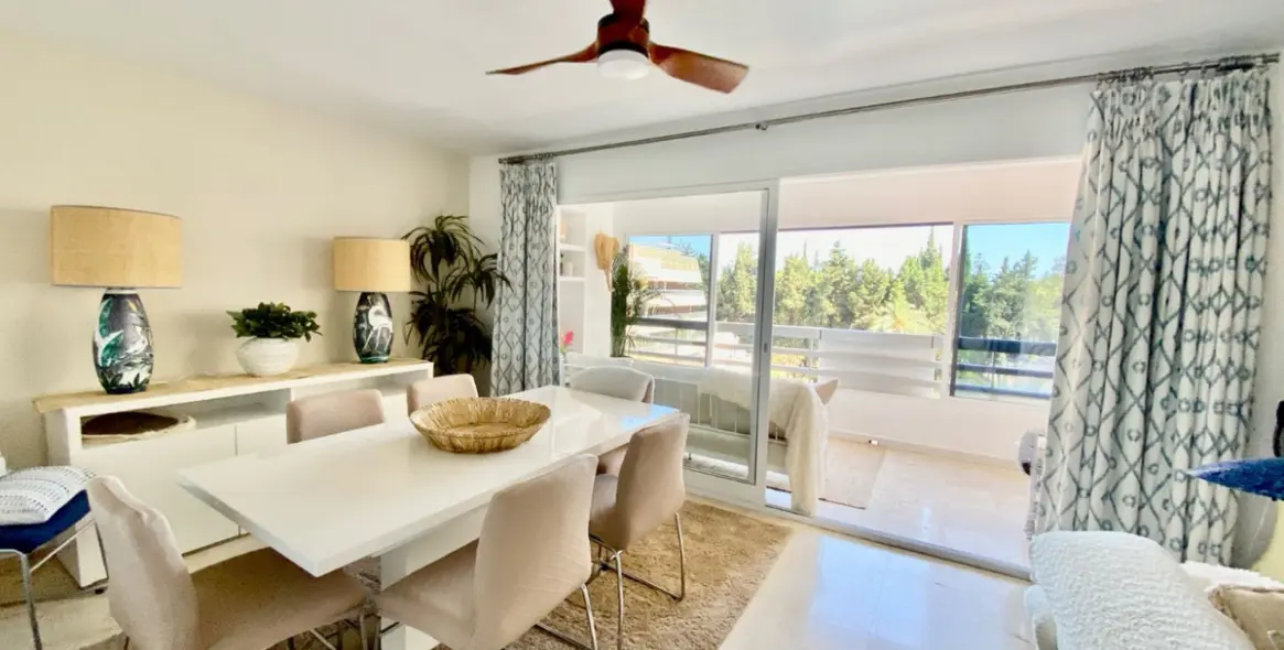 Sale of penthouse duplex in Marbella 25