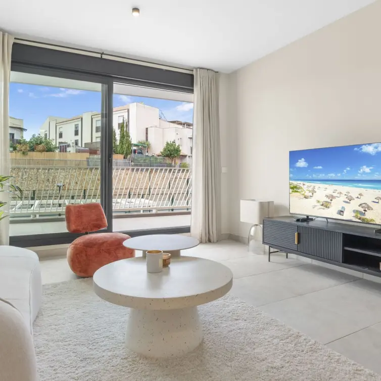 Sale of middle floor apartment in Mijas