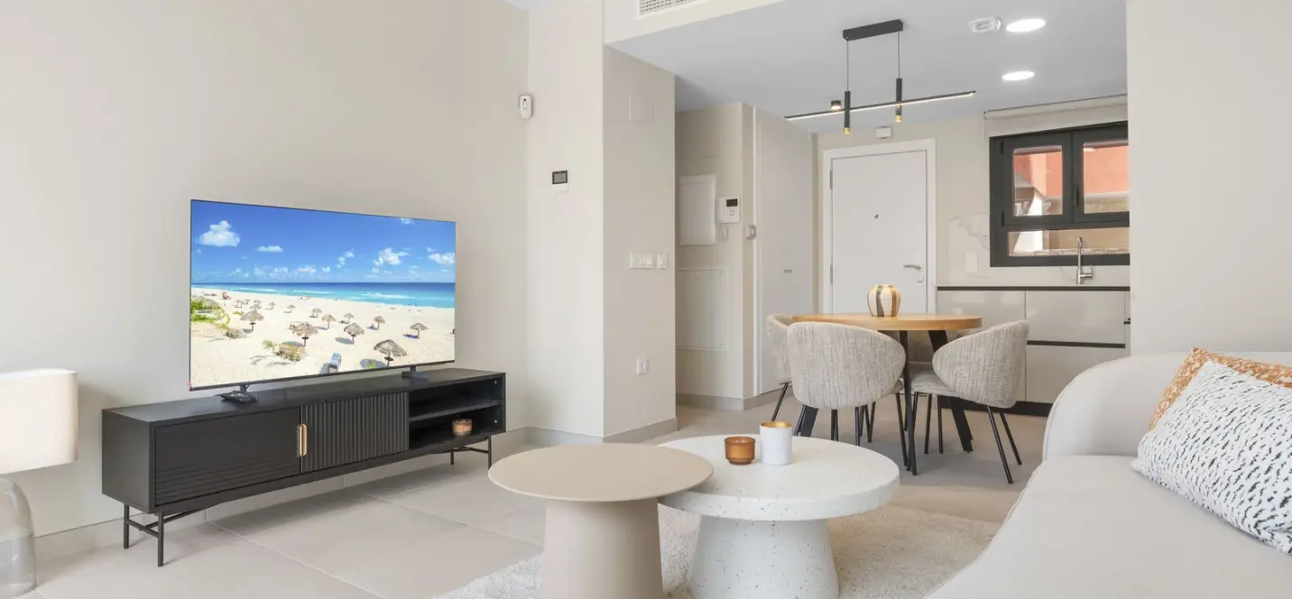Sale of middle floor apartment in Mijas 2