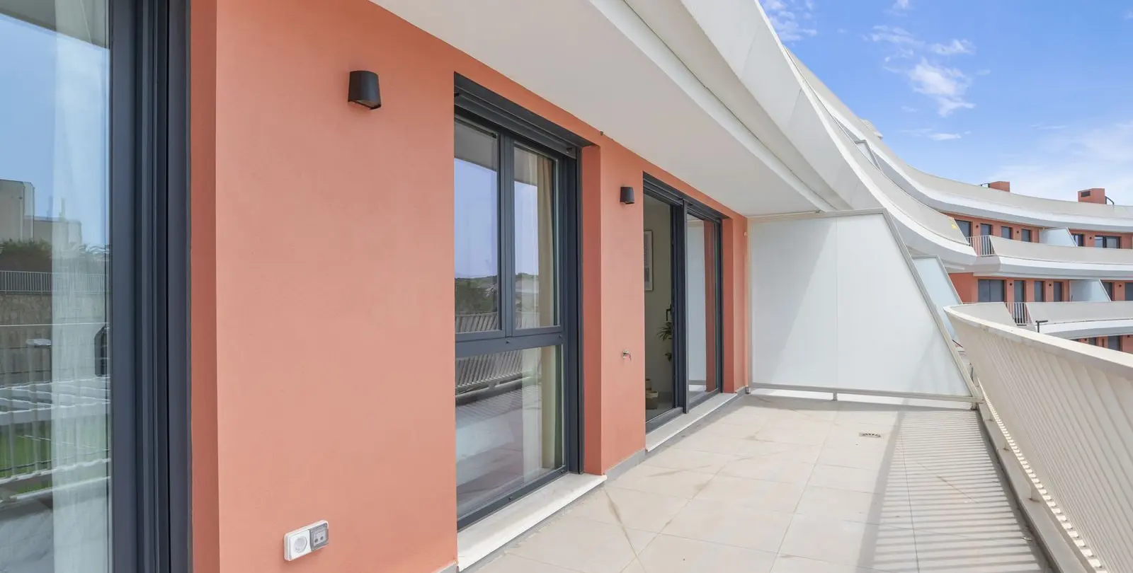 Sale of middle floor apartment in Mijas 25