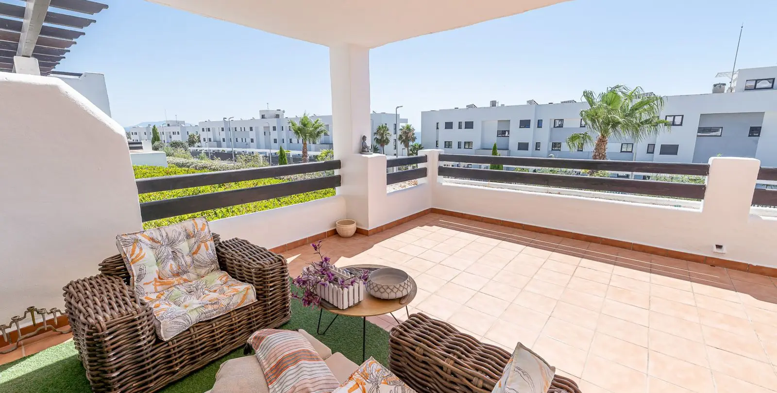 Venta de apartamento en planta baja en Casares 3