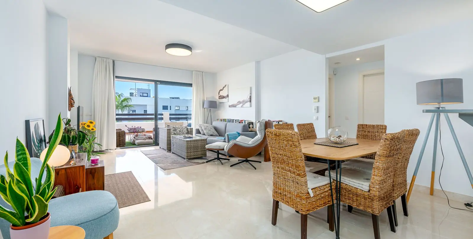 Venta de apartamento en planta baja en Casares 6