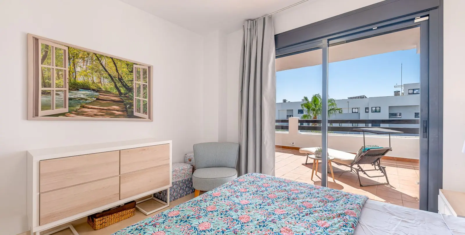 Venta de apartamento en planta baja en Casares 17