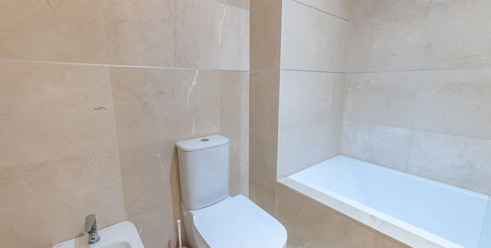 Venta de apartamento en planta baja en Casares 21