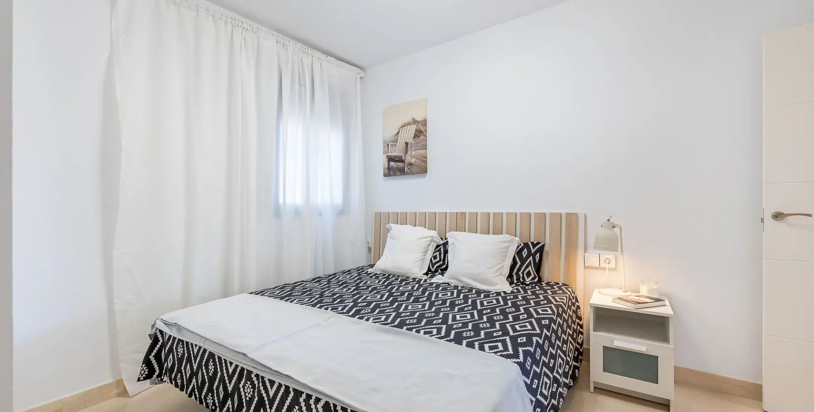 Venta de apartamento en planta baja en Casares 25