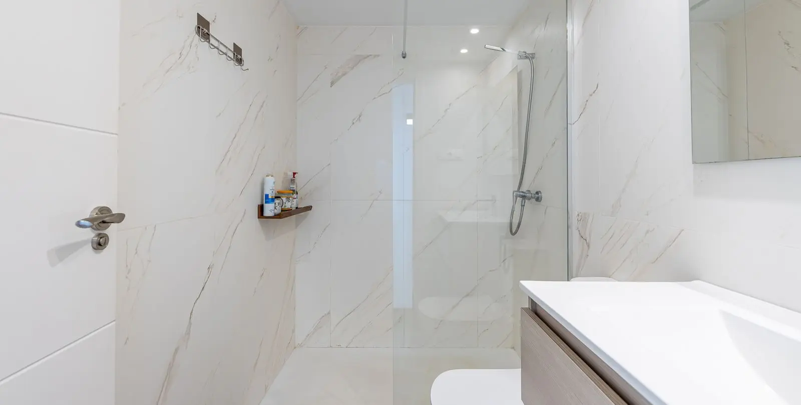 Venta de apartamento en planta baja en Casares 27