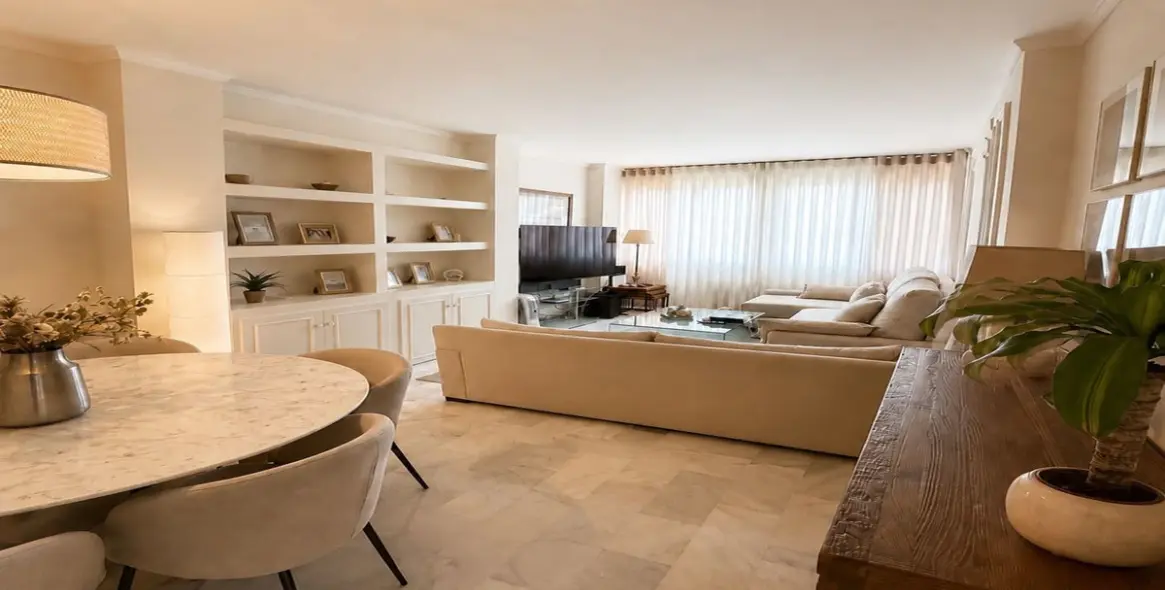 Sale of middle floor apartment in Guadalmina Baja 1