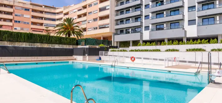 Продажа апартаментов на среднем этаже в Mijas 0