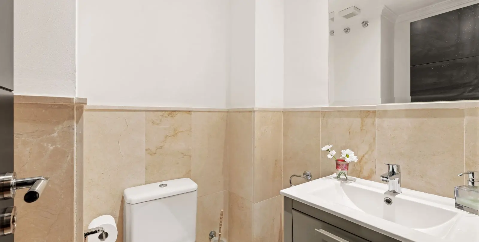 Продажа апартаментов на среднем этаже в Atalaya 16