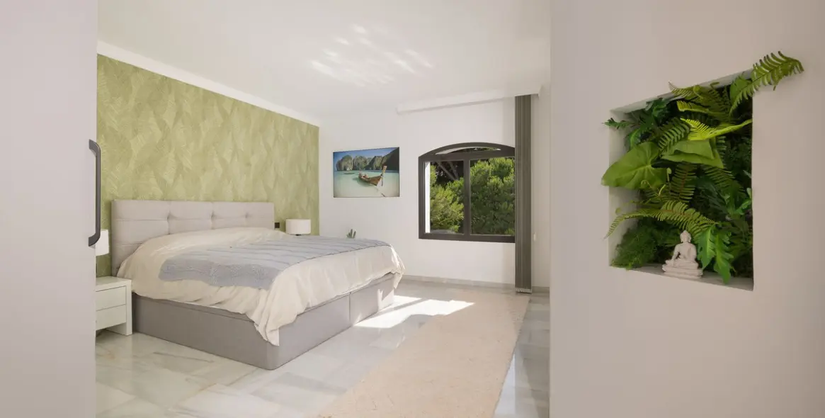 Продажа апартаментов на среднем этаже в Puerto Banús 26