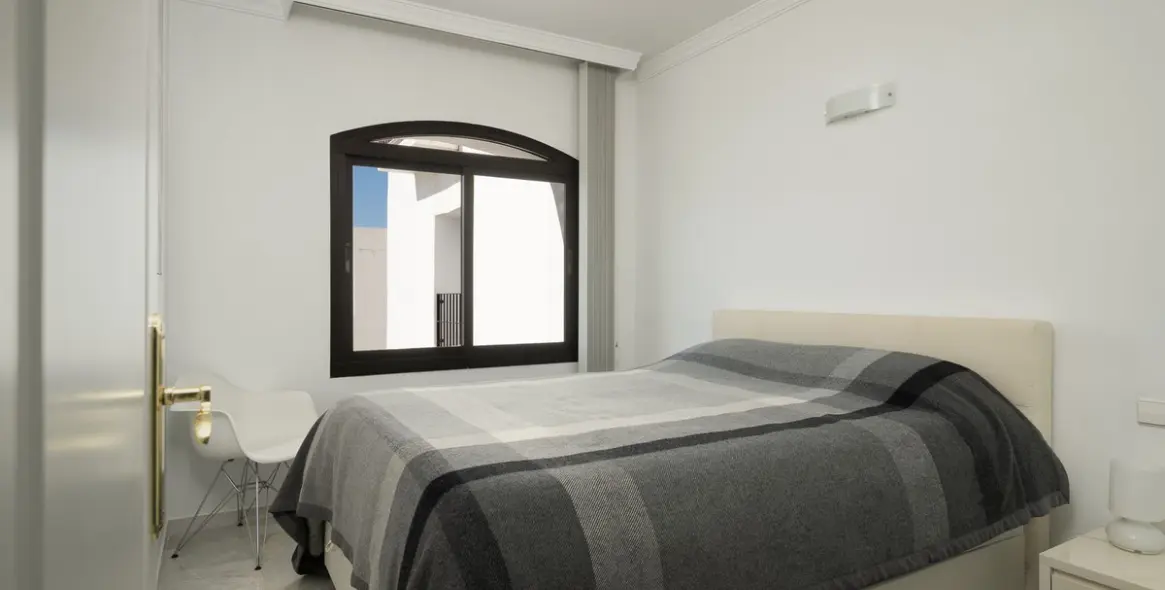 Продажа апартаментов на среднем этаже в Puerto Banús 33
