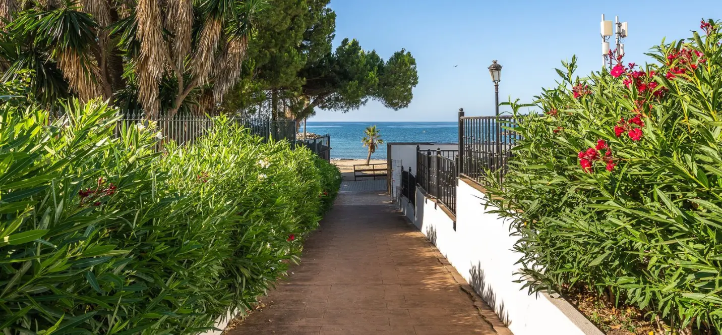 Продажа апартаментов на среднем этаже в Puerto Banús 2