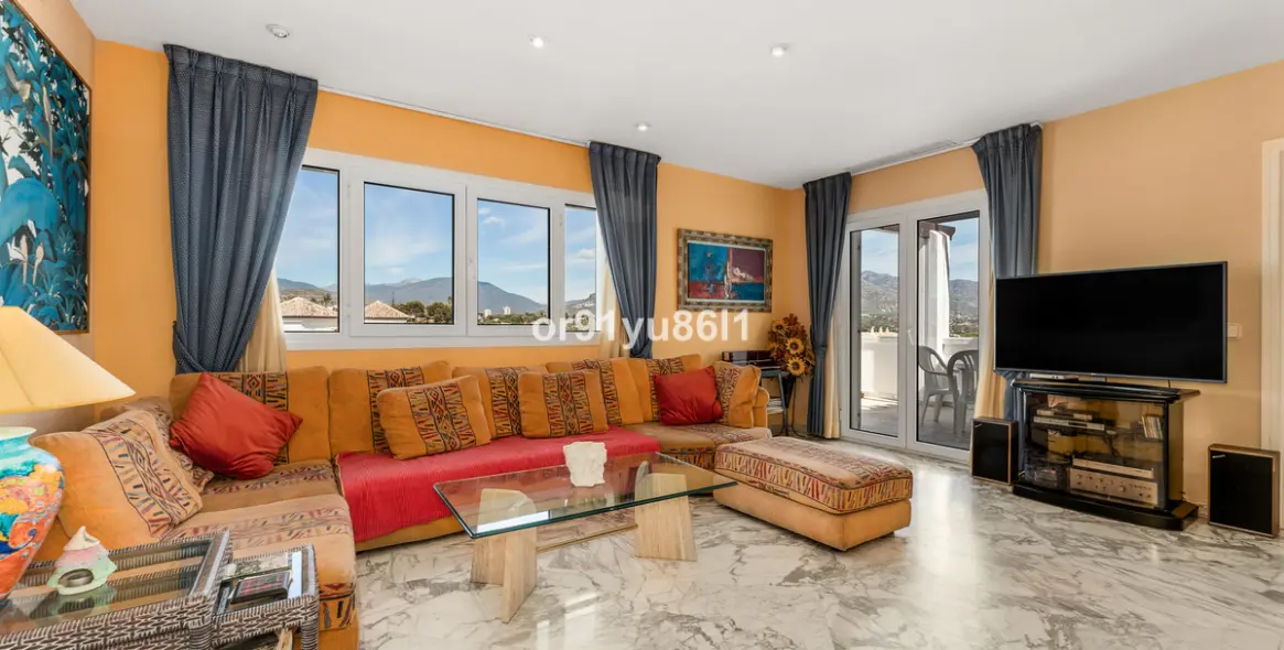 Продажа апартаментов на среднем этаже в Puerto Banús 6