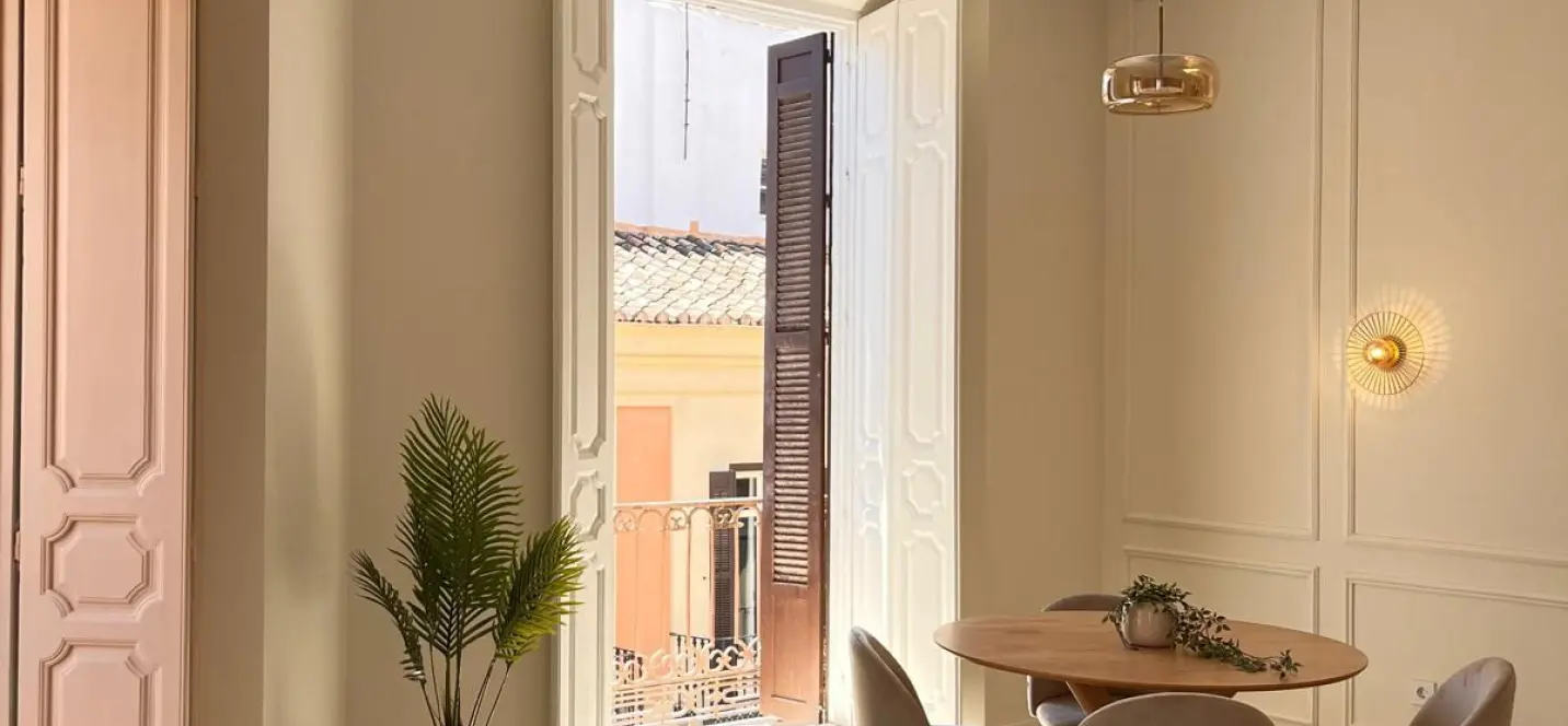 Venta de apartamento en planta media en Málaga 0