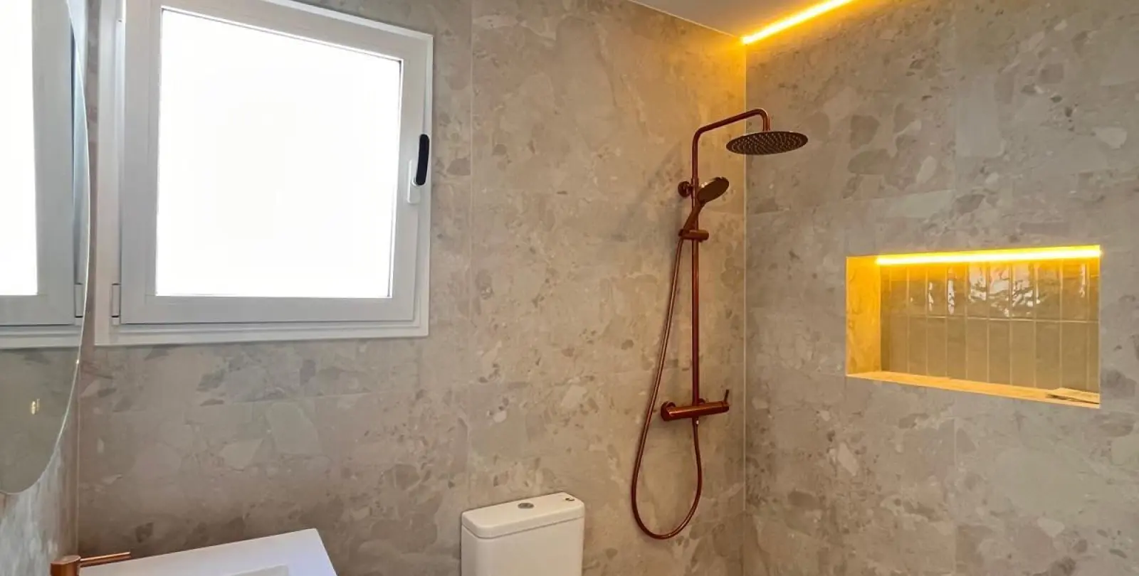 Venta de apartamento en planta media en Málaga 27