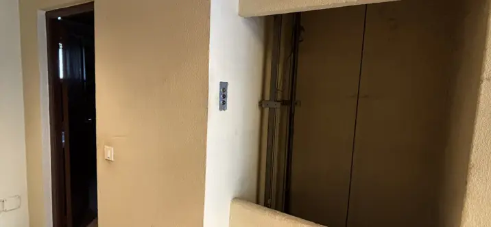 Venta de local comercial en Marbella 3