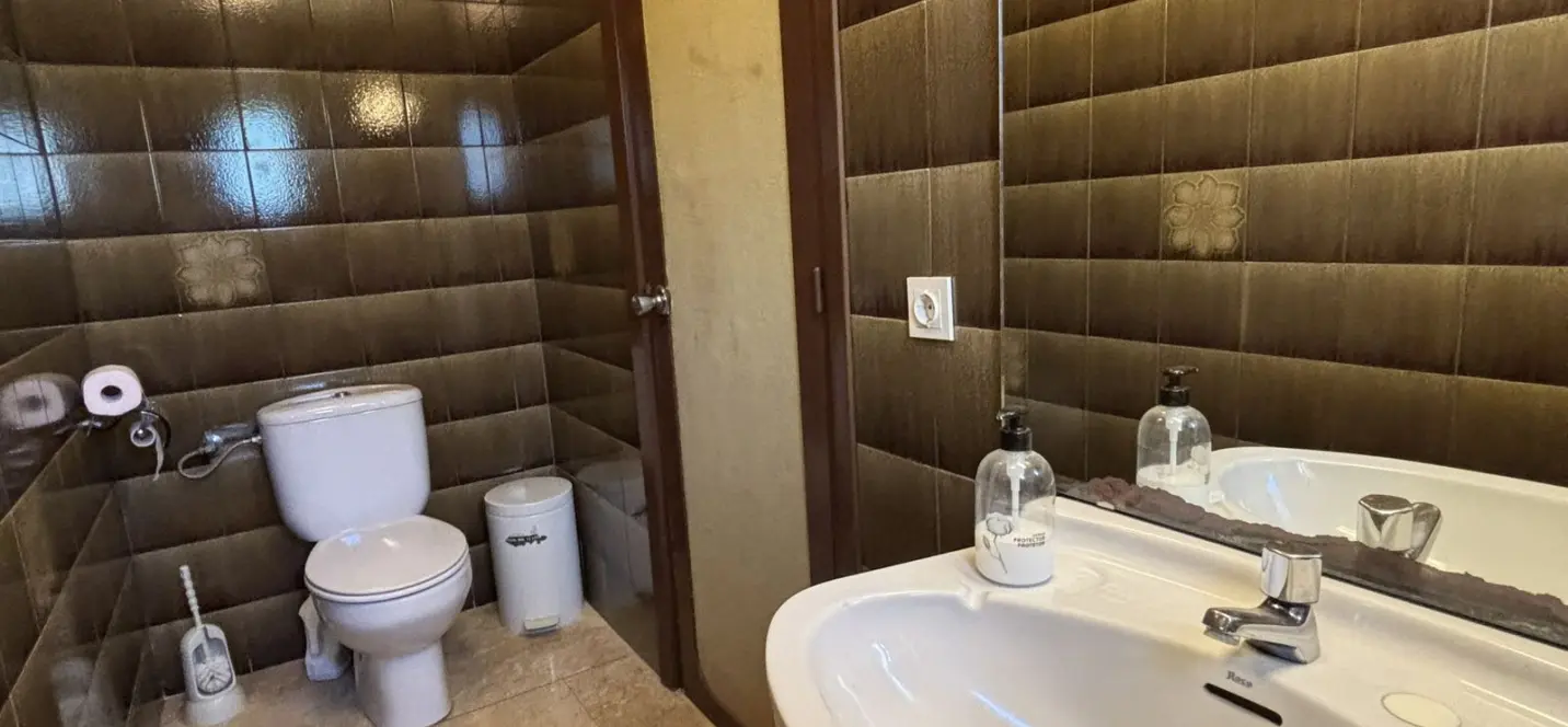 Продажа коммерческого помещения в Marbella 4