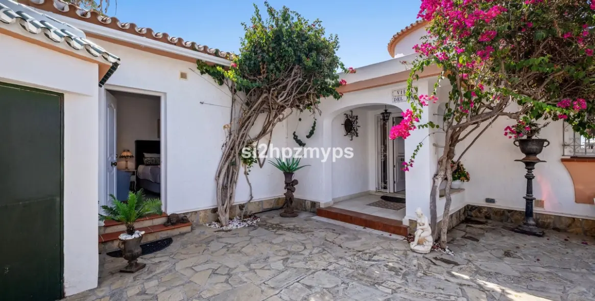 Venta de villa independiente en Torrox 49