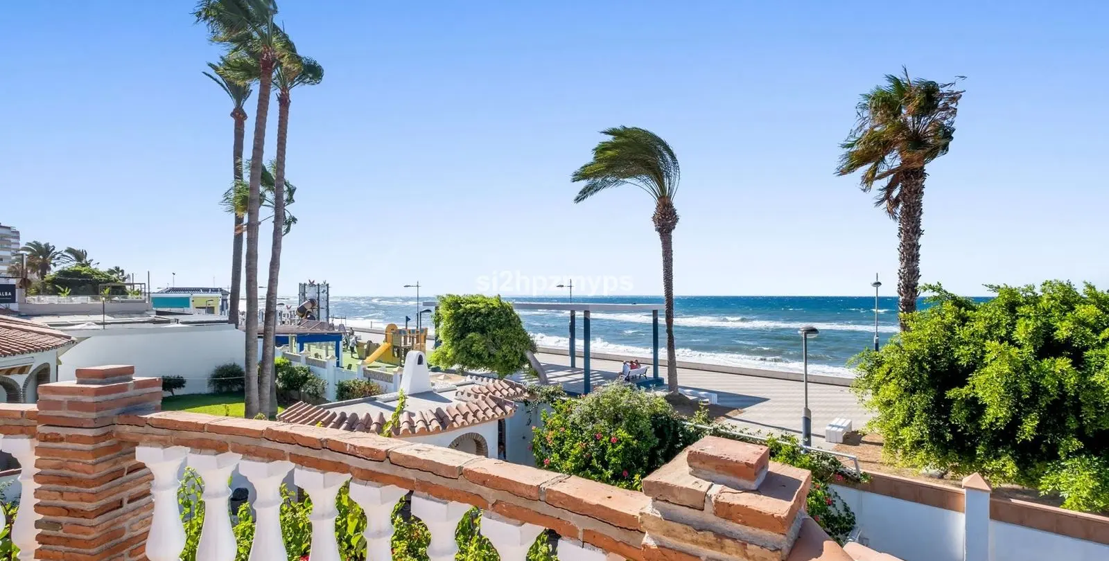 Sale of detached villa in Torrox 28