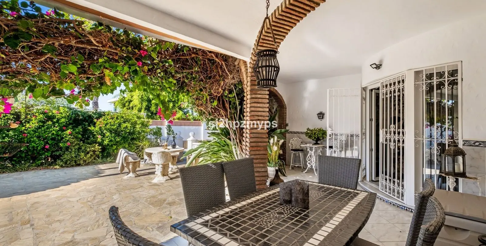 Sale of detached villa in Torrox 30