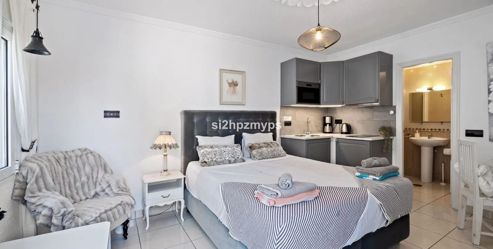 Sale of detached villa in Torrox 40