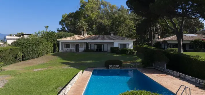 Venta de villa independiente en Costalita 2