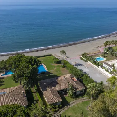 Venta de villa independiente en Costalita