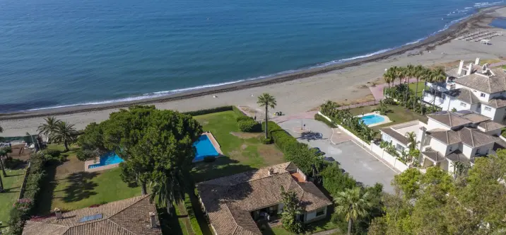 Venta de villa independiente en Costalita 3