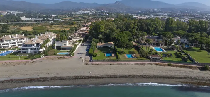 Venta de villa independiente en Costalita 4