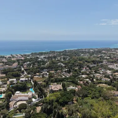 Venta de parcela residencial en Nagüeles