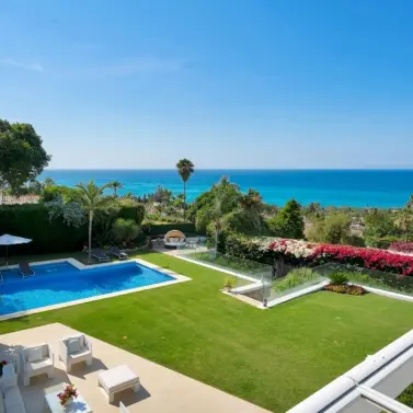Venta de villa independiente en Sierra Blanca