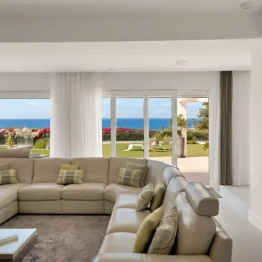 Venta de villa independiente en Sierra Blanca