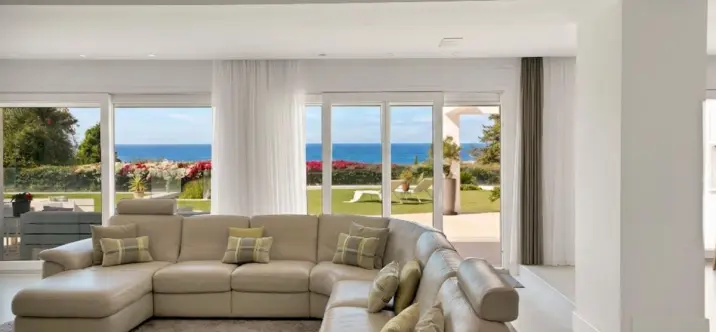 Venta de villa independiente en Sierra Blanca 3