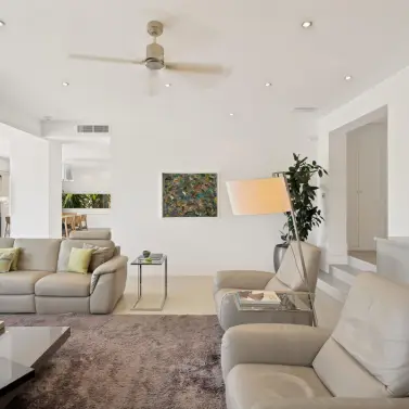 Venta de villa independiente en Sierra Blanca