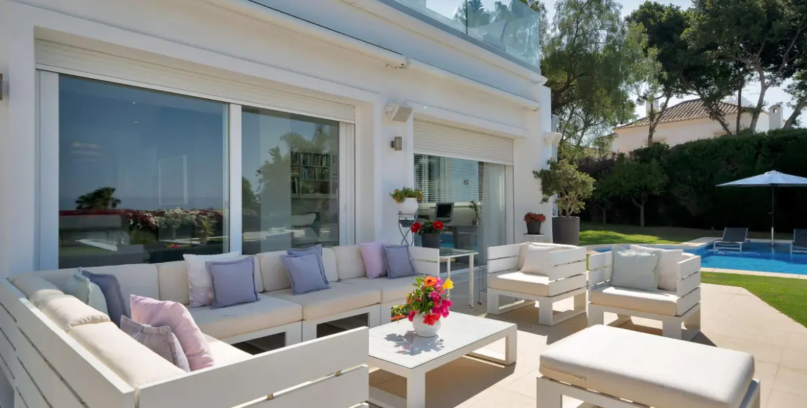 Venta de villa independiente en Sierra Blanca 18