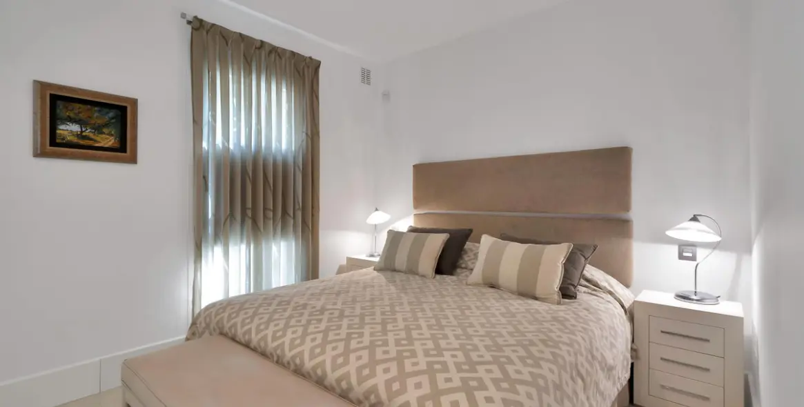 Venta de villa independiente en Sierra Blanca 23