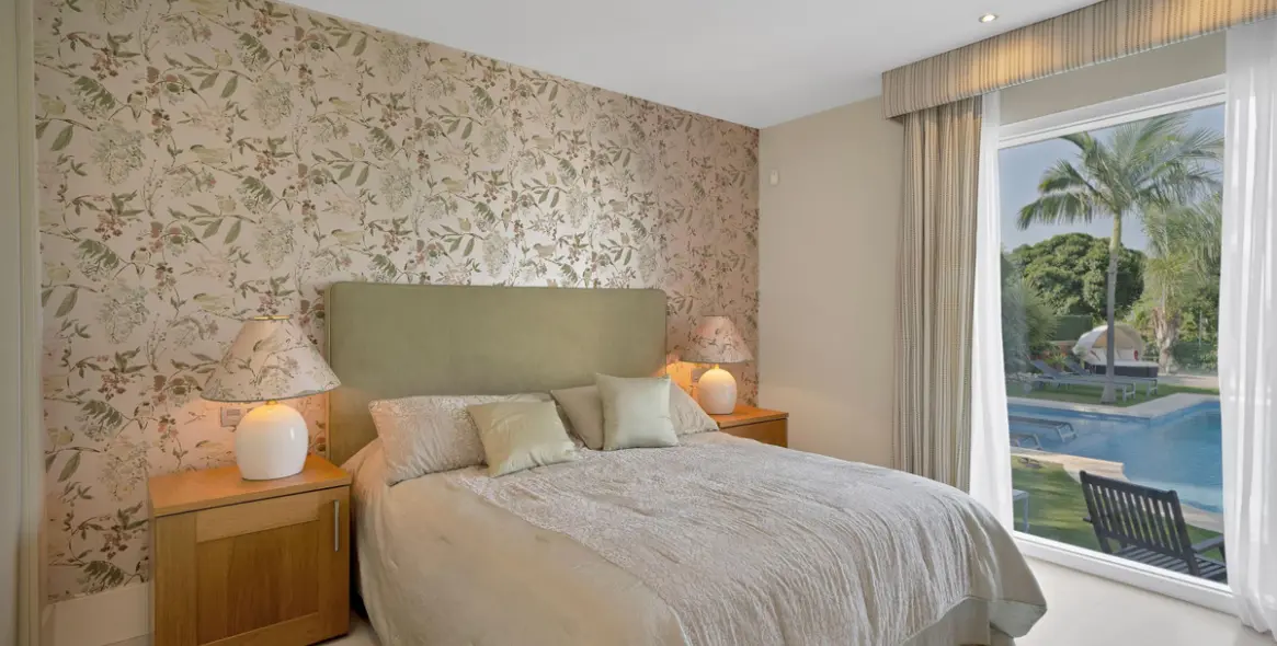 Venta de villa independiente en Sierra Blanca 26