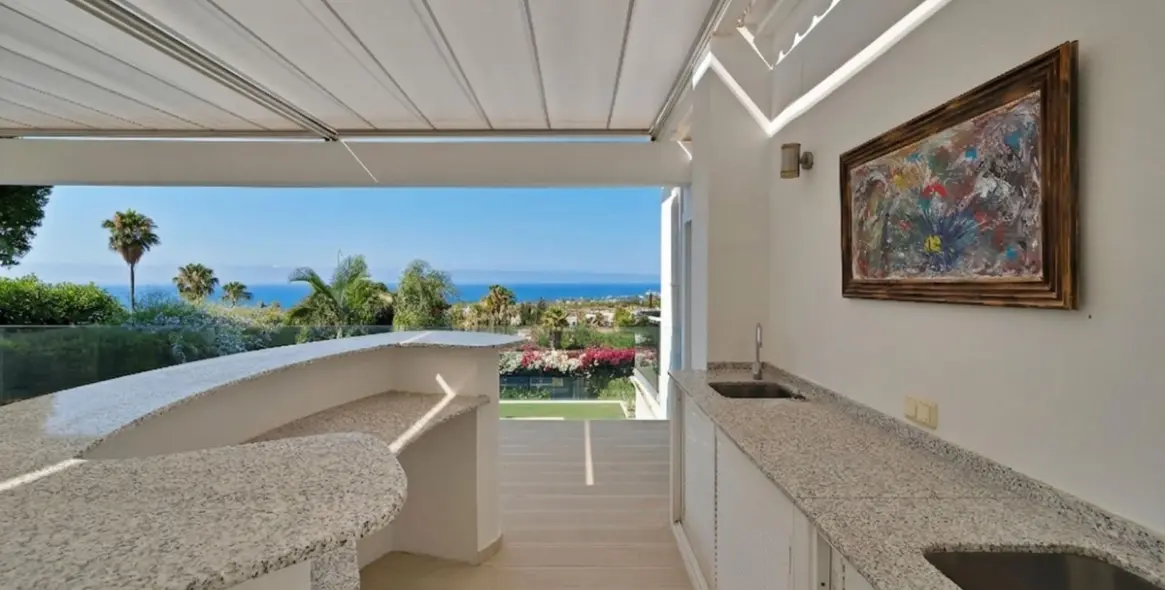 Venta de villa independiente en Sierra Blanca 69