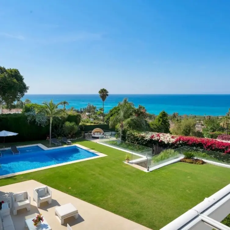 Venta de villa independiente en Sierra Blanca